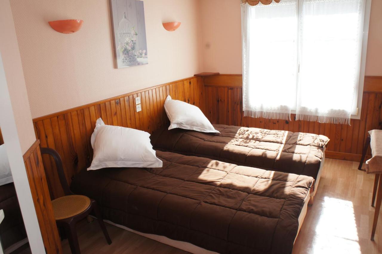 Hotel De La Place Germigny-des-Prés Eksteriør bilde